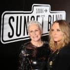 Padres: Glenn Close y John Starke. Aqu&iacute;, con ella en el teatro en febrero de 2017. Curr&iacute;culum: Ha aparecido junto a su madre en la pel&iacute;cula de 2012 Albert Nobbs (como camarera en una chocolater&iacute;a) y ha interpret...