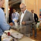 5c8b0b24360000a61b6c5800