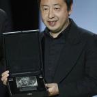 5c8b35dc2500000d04ca4f74