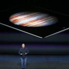 5c8b0b40240000f7054cbb5a