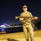 5c8a81c42000009e046f3afa