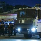 5c8a81c7230000d504232e05