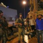 5c8a81cf2400006f054beeaf