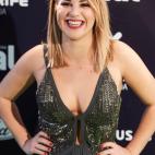 Luc&iacute;a Gil es presentadora, adem&aacute;s de cantante y actriz. Tiene 19 a&ntilde;os, es la m&aacute;s joven de los participantes. Comenz&oacute; su carrera en Disney Channel gracias al concurso My Camp Rock, que luego present&oacute;...