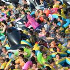 5c8a8bbf250000bd058145d4