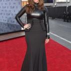 5c8b7b26250000e203cac739