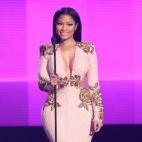 5c8b7b31360000a61b6d316c