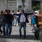 5c8a85ab2400000a05a32dd9