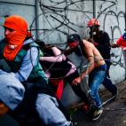 5c8a85b020000045046f40d4