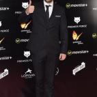 5c8b7b26360000e01c6d3134