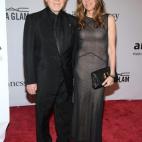 5c8b37d5240000f404a45fe4