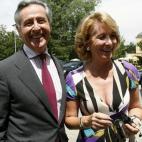Hacia 2008, Esperanza Aguirre y Alberto Ruiz Gallard&oacute;n libraron una batalla por el control de Caja Madrid. Ella trat&oacute; de echar a Blesa y colocar a Ignacio Gonz&aacute;lez. Mientras, en el otro lado, Alberto Ruiz-Gallard&oacu...