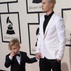 5c8ad78d2000009d036fd98e