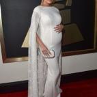 5c8ad790220000510019fa36