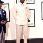 5c8ad79c360000c81a6c2b7f