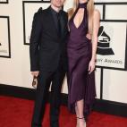 5c8ad79f230000dd0423cef6