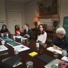 5c8b43172400000a05a47035