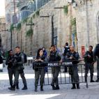 5c8a80be230000d504232cc7