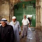 5c8a80bf2300002f00e6a3fd