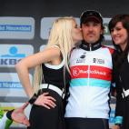 5c8a80c32500000d04c91d14