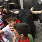 5c8a80ee360000ba1a6b8c29