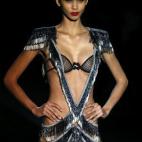 5c8b0d4f2500000704c9efc2