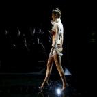 5c8b0d52360000e01c6c5bce