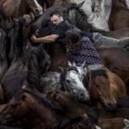 5c8a96122000009d036f5476