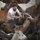 5c8a96132300000401234819