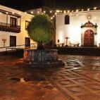 5c8b3491240000f404a4581f