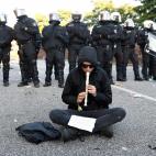 5c8af12b230000040123f309