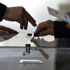 5c8ace7e360000e01c6c1b4e