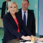 5c8ace83240000f404a3b923