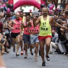 5c8aec85240000f7054cacba