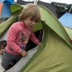 5c8aa381360000c81a6bc4df