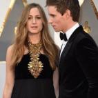 5c8aa642240000f404a3698f