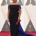 Vestida de Elizabeth Kennedy