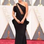 5c8aa66d2500000a068179d4