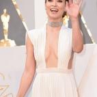 5c8b23be240000f404a4315d