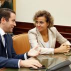 A la cita de Aznar en el Congreso tambi&eacute;n han acudido Dolors Montserrat y Teodoro Garc&iacute;a.