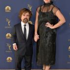 Peter Dinklage y Erica Schmidt