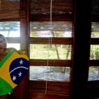 5c8a64eb260000e804fe4b40