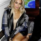 5c8a64f6260000e804fe4b50