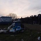 5c8b12d4360000a61b6c666e