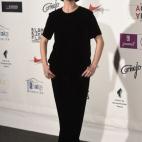 5c8aa753240000f404a36c31