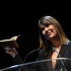 La directora ha recibido el Premio Mujeres en Unión por su documental Chicas nuevas 24 horas.