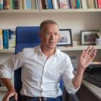 5c8a7613250000bd05812c32