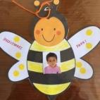 Colgante abejita con foto de Pablo. De Jorge sostre-Salamanca