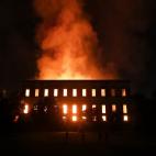 5c8a7419240000f404a3198f