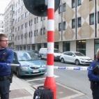 La policía acordona la zona de la parada de Maelbeek-Maalbeek.